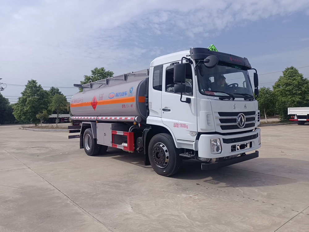 东风12方油罐车