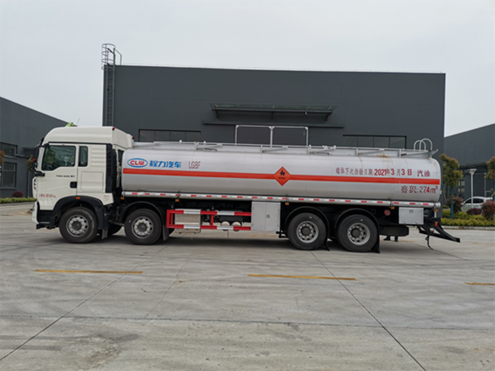 CL5320GYYZ6型运油车27.4方